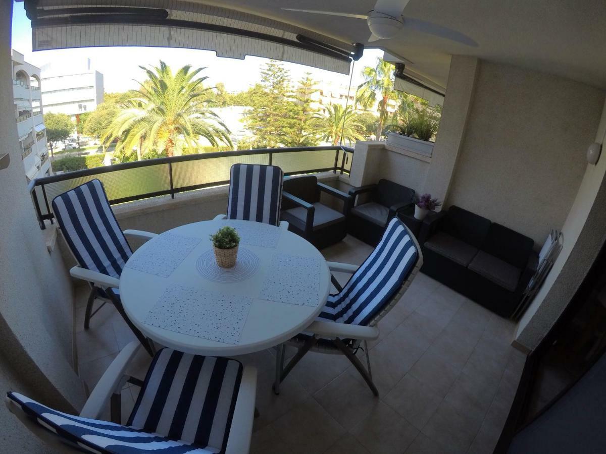 Cambrils Regata Apartamento Junto El Mar Luaran gambar